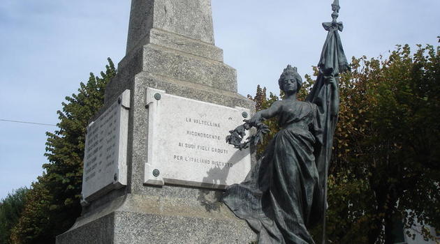 Il monumento di Pisani ai Caduti del Risorgimento in Piazzale Bertacchi a Sondrio