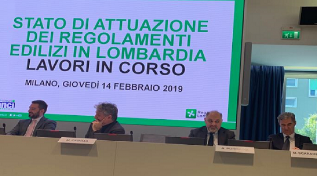 Il Sindaco di Sondrio al tavolo della Presidenza